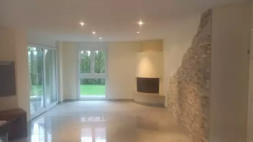 Naturstein mit Weissputz